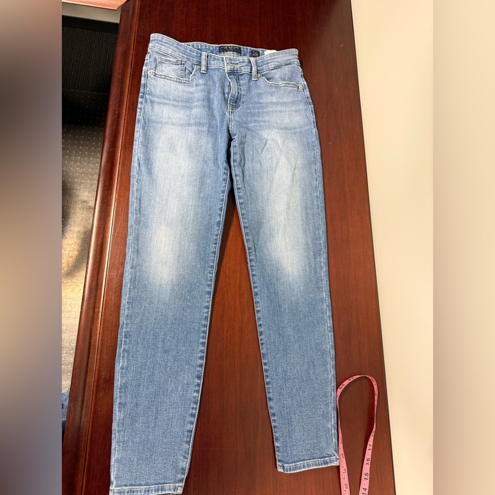 Lucky Brand Classic Blue Women's Jeans